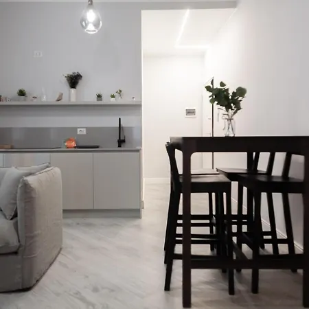 Bnbutler - Pergolesi, 6 - Accogliente E Moderno A Due Passi Da Tutto Milan Exterior photo