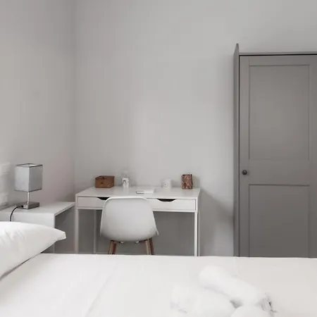 Bnbutler - Pergolesi, 6 - Accogliente E Moderno A Due Passi Da Tutto Milan Exterior photo